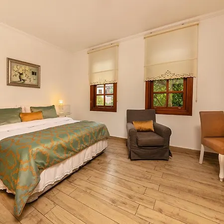 Zemira Garden أنطاليا